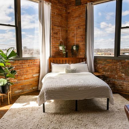 420 Friendly Canada Bridge View Loft Downtown Free Parking Detroit Exterior photo