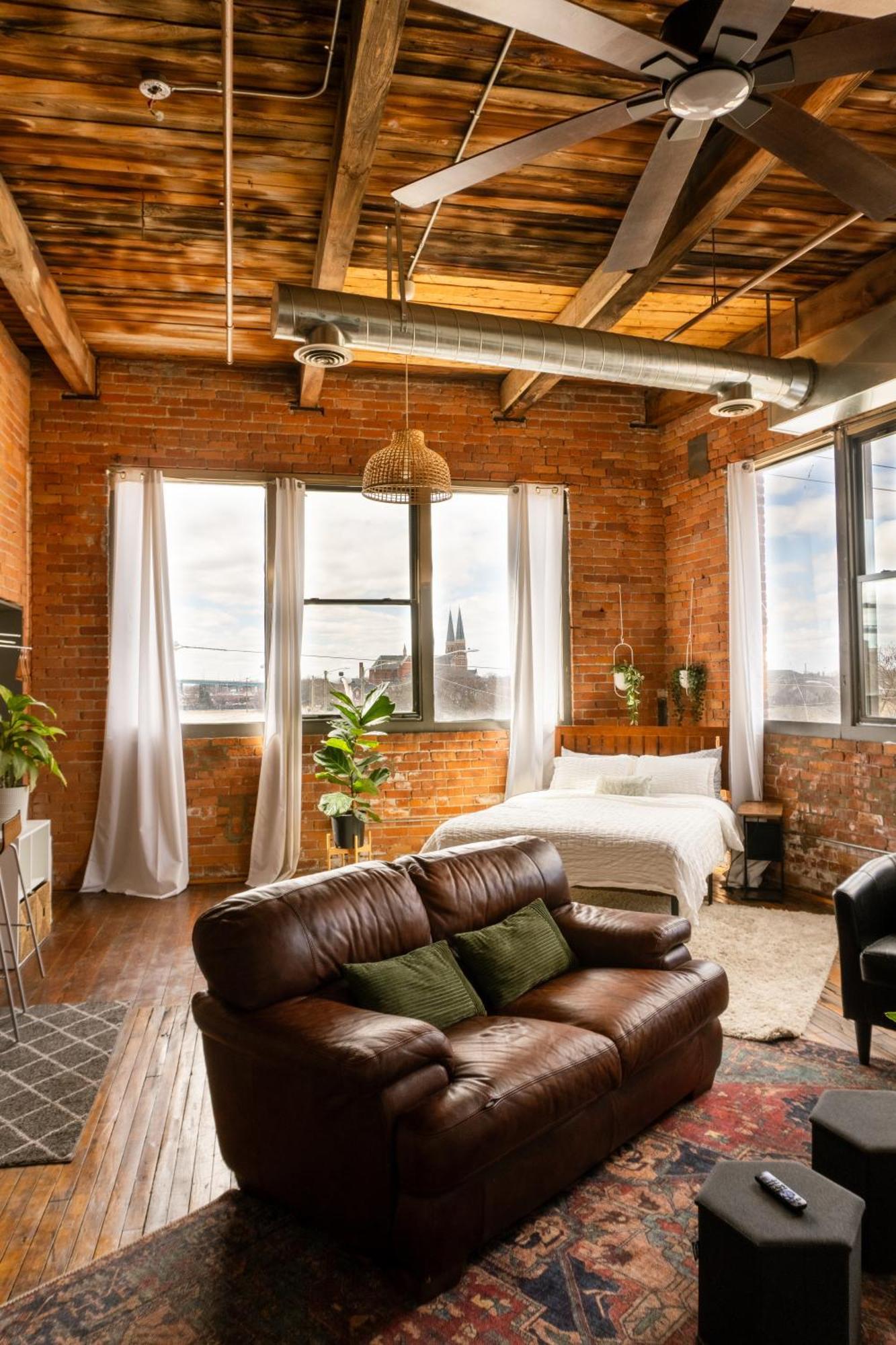 420 Friendly Canada Bridge View Loft Downtown Free Parking Detroit Exterior photo